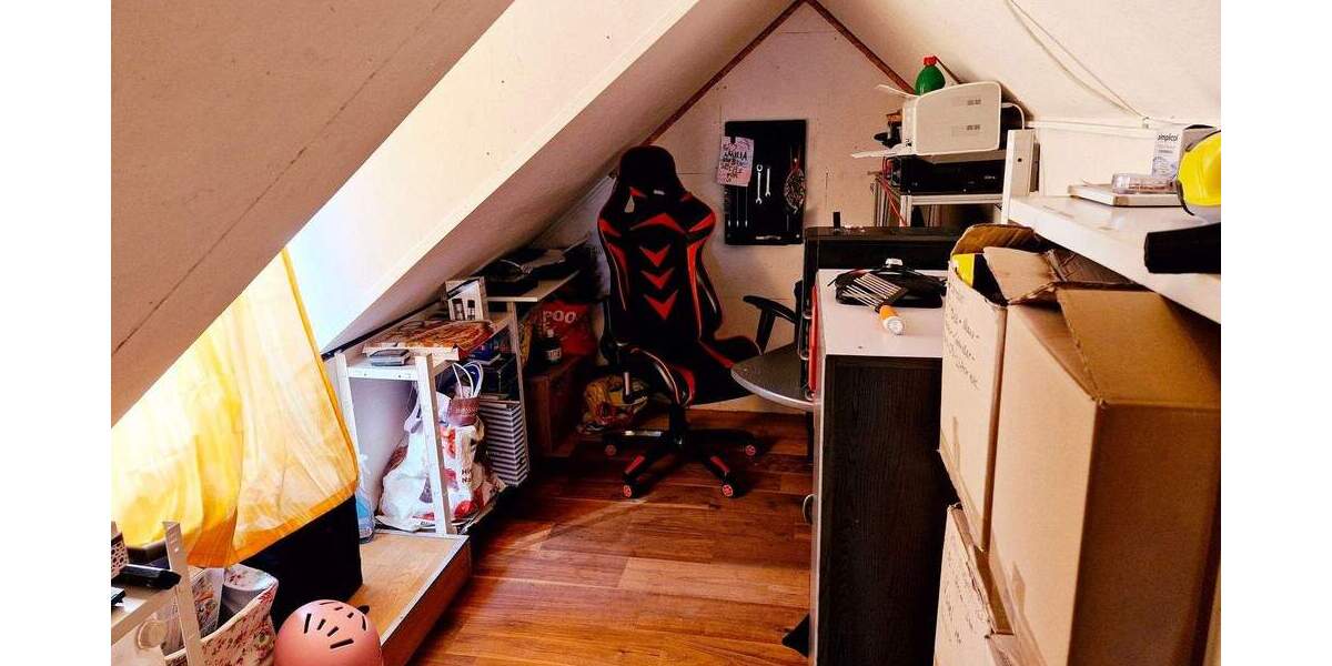 Mehrfamilienhaus, Wohnhaus Wiehl / Bielstein Bielstein - 9 Zimmer, 231 m&sup2;, 383.000&euro; | Angebot:25742525