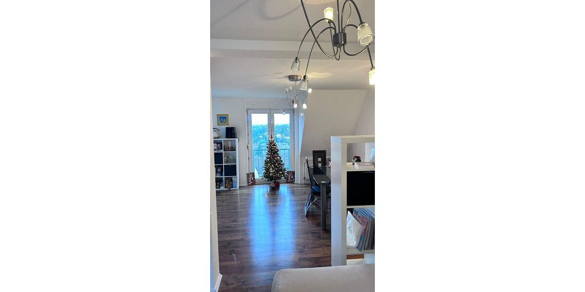 Dachgeschoßwohnung Lüdenscheid Staberg - 4 Zimmer, 80 m&sup2;, 600&euro; | Angebot:25922844