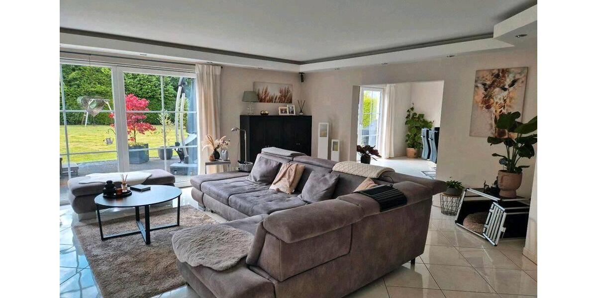 Einfamilienhaus Waldbröl - 6 Zimmer, 200 m&sup2;, 699.000&euro; | Angebot:27192184