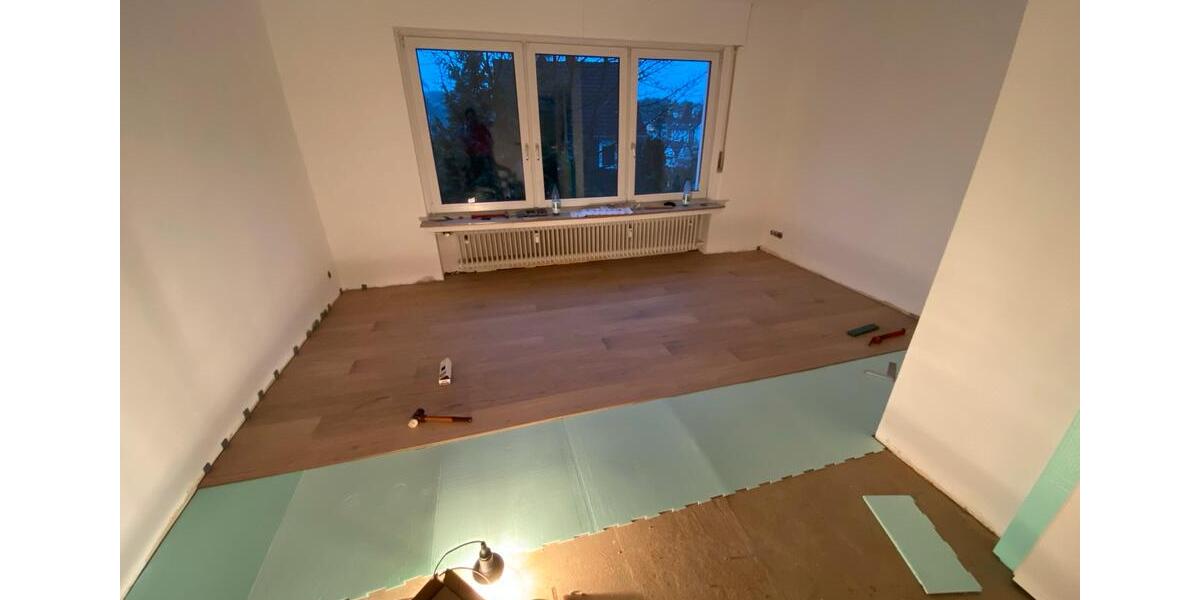 Etagenwohnung Gummersbach Hepel - 3 Zimmer, 140 m&sup2;, 1.180&euro; | Angebot:25719971