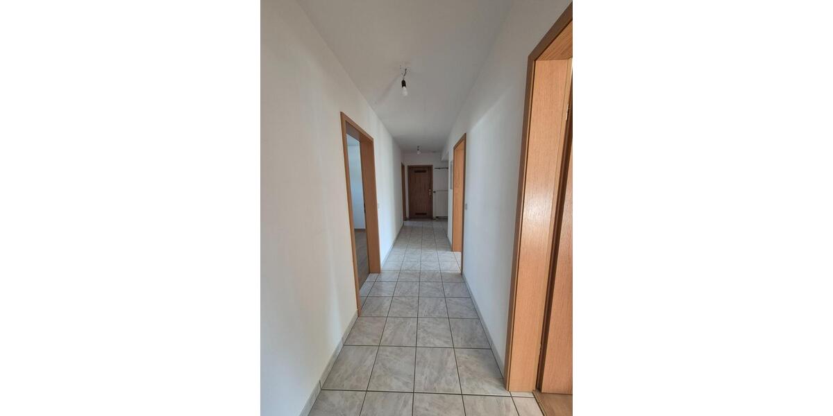 Etagenwohnung Drolshagen - 3 Zimmer, 85 m&sup2;, 680&euro; | Angebot:25721913