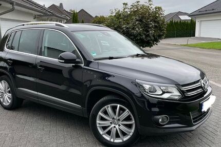 VW Tiguan 176.000 km 10.200 &euro; Wipperfürth 51688