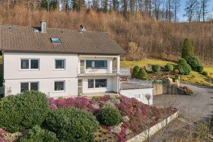 Haus Drolshagen - 9 Zimmer, 188 m&sup2;, 449.500&euro; | Angebot:25776550