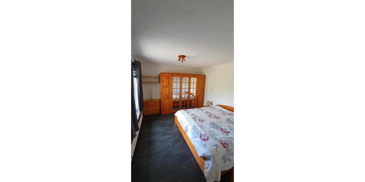 Bungalow Wissen - 6 Zimmer, 145 m&sup2;, 2.250&euro; | Angebot:25811588