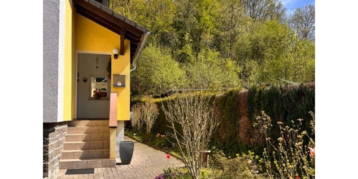 Einfamilienhaus Gummersbach Berstig Süd - 6 Zimmer, 120 m&sup2;, 279.000&euro; | Angebot:26394992