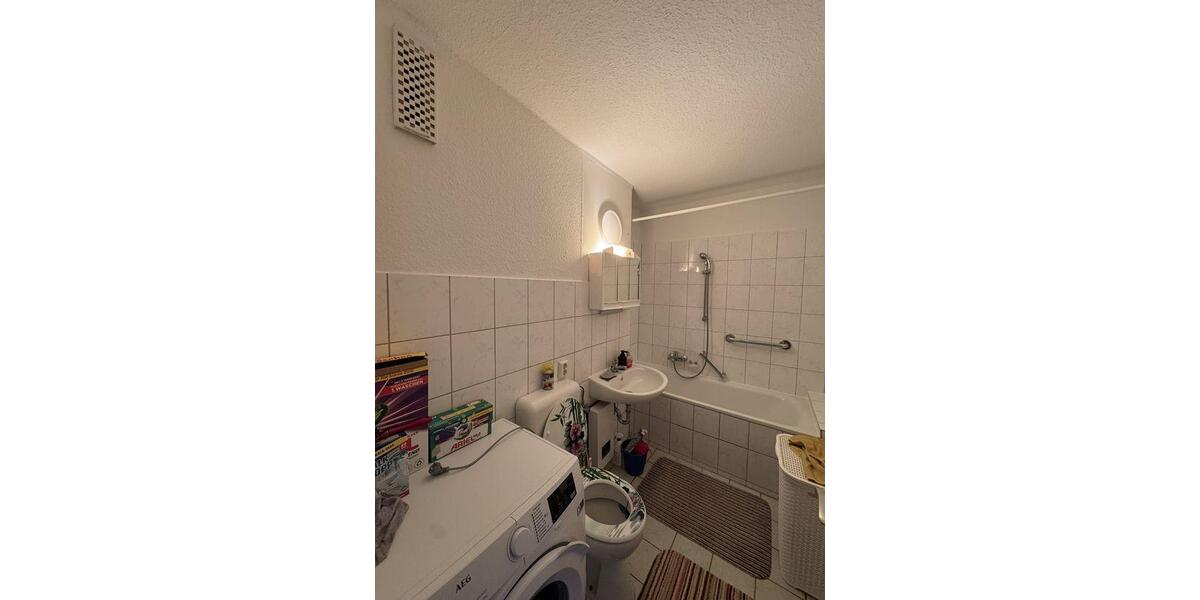 Etagenwohnung Gummersbach Hepel - 4 Zimmer, 94 m&sup2;, 89.900&euro; | Angebot:27246603