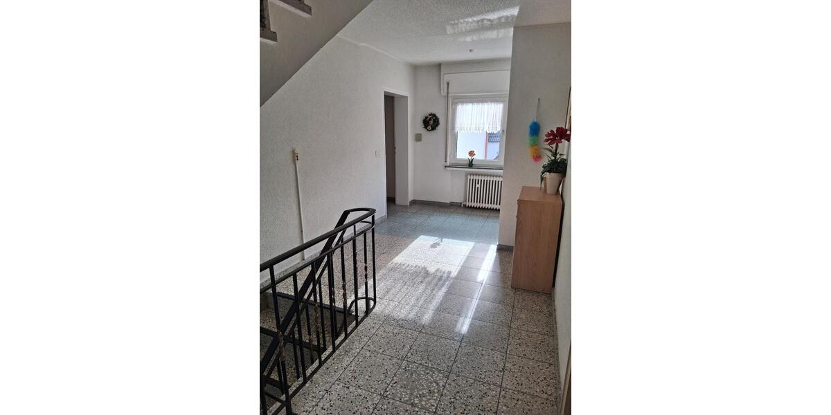 Etagenwohnung Marienheide - 3 Zimmer, 80 m&sup2;, 155.000&euro; | Angebot:25264145