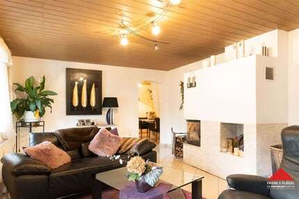 Haus Kierspe - 12 Zimmer, 415 m&sup2;, 650.000&euro; | Angebot:24772220