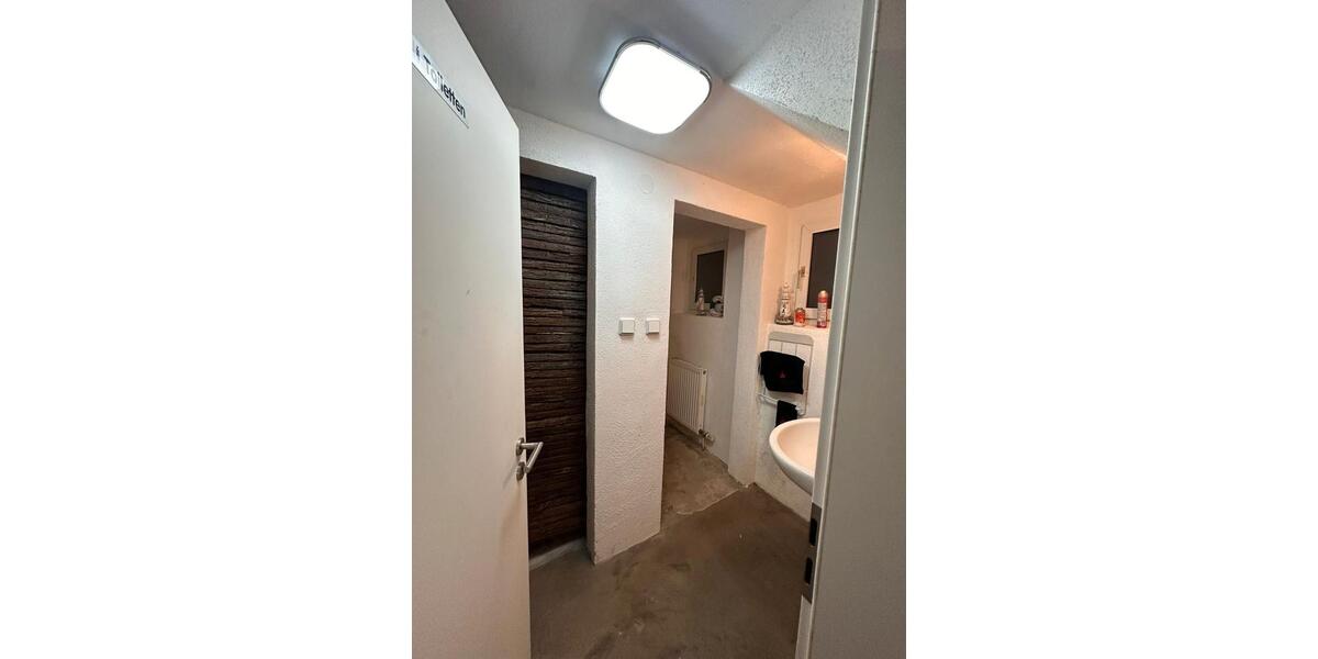 Reihenhaus Gummersbach - 2 Zimmer, 100 m&sup2;, 150.000&euro; | Angebot:26704810