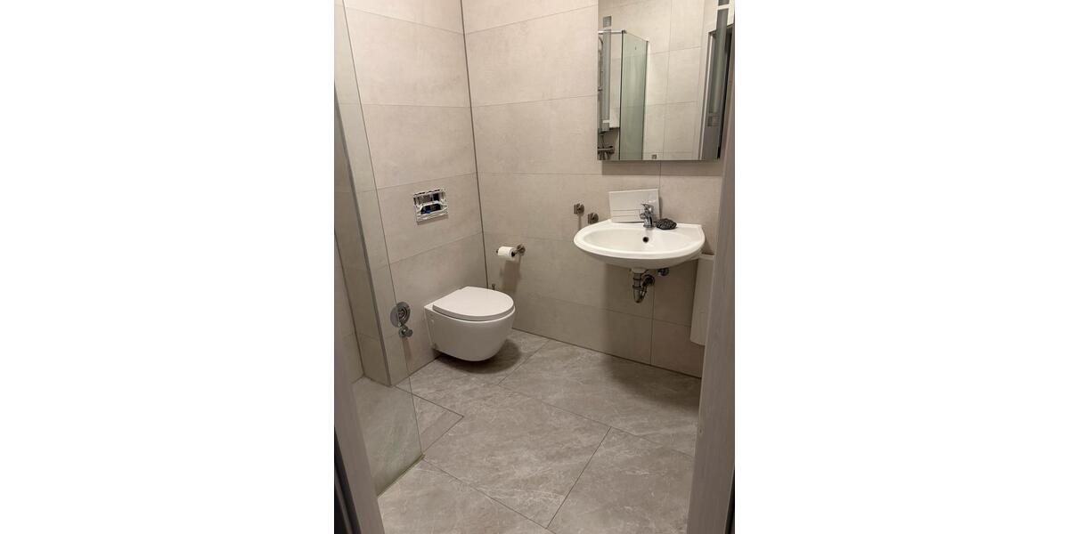 Erdgeschoßwohnung Eitorf - 2 Zimmer, 20 m&sup2;, 450&euro; | Angebot:27577088