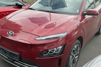 Hyundai KONA 24.326 km 19.000 &euro; Eitorf 53783