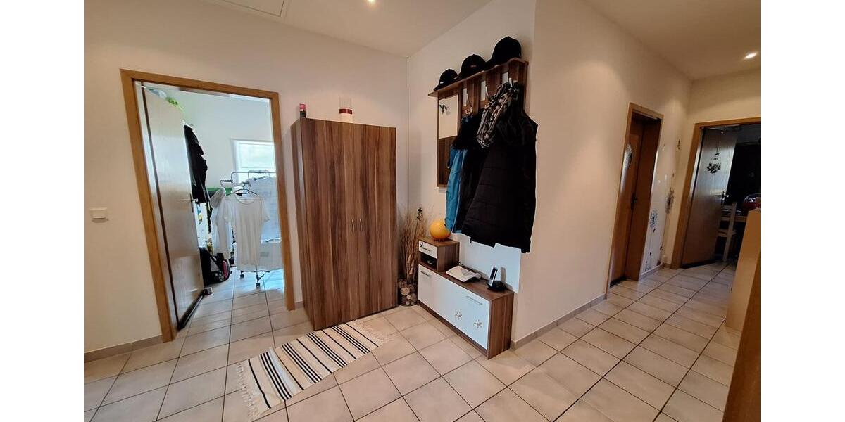 Dachgeschoßwohnung Windeck - 4 Zimmer, 117 m&sup2;, 1.050&euro; | Angebot:25805573