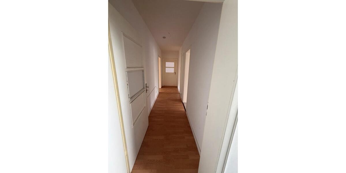 Erdgeschoßwohnung Plettenberg - 3 Zimmer, 69 m&sup2;, 480&euro; | Angebot:27549483