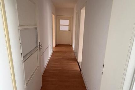 Wohnung Plettenberg - 3 Zimmer, 69 m&sup2;, 480&euro; | Angebot:27549483
