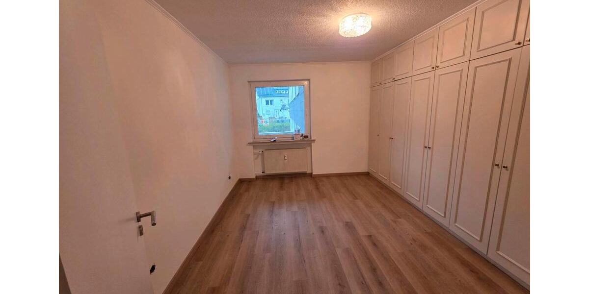 Etagenwohnung Lüdenscheid Othlinghausen - 3 Zimmer, 74 m&sup2;, 185.000&euro; | Angebot:27084415