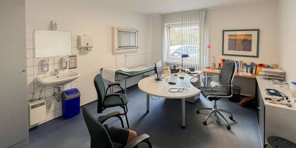 Gewerbeobjekt Wissen - 9 Zimmer, 900&euro; | Angebot:26106223