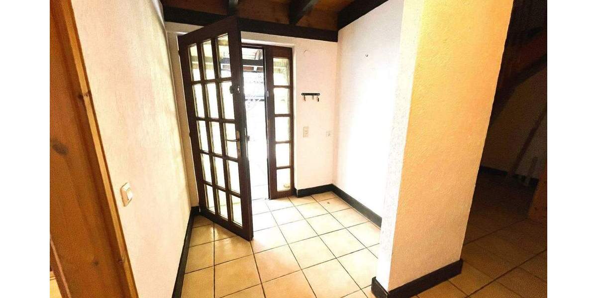 Einfamilienhaus Wiehl - 4 Zimmer, 152 m&sup2;, 349.000&euro; | Angebot:25796901