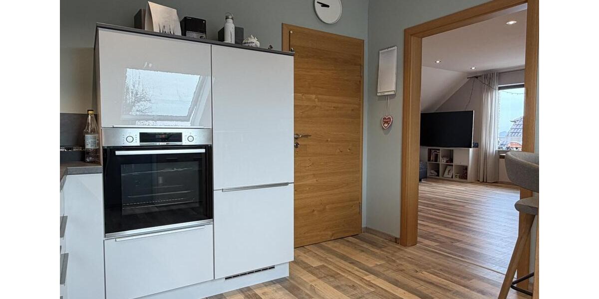 Dachgeschoßwohnung Neunkirchen-Seelscheid Seelscheid - 2 Zimmer, 80 m&sup2;, 900&euro; | Angebot:25330941