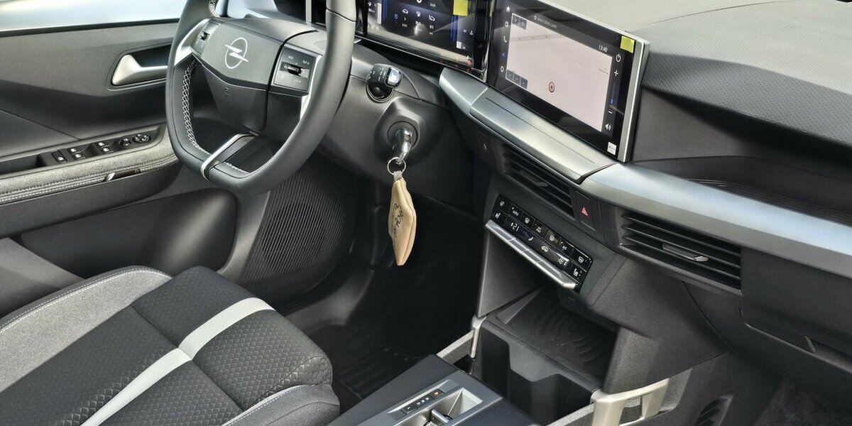 Opel Frontera GS 48V|Automatik|Allwetter|Tech-Paket 5.000 km 25.950 &euro; Wermelskirchen 42929