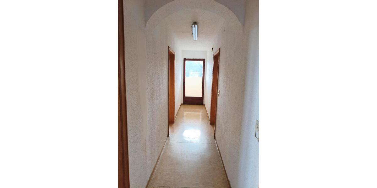 Einfamilienhaus Windeck - 15 Zimmer, 370 m&sup2;, 350.000&euro; | Angebot:26007677