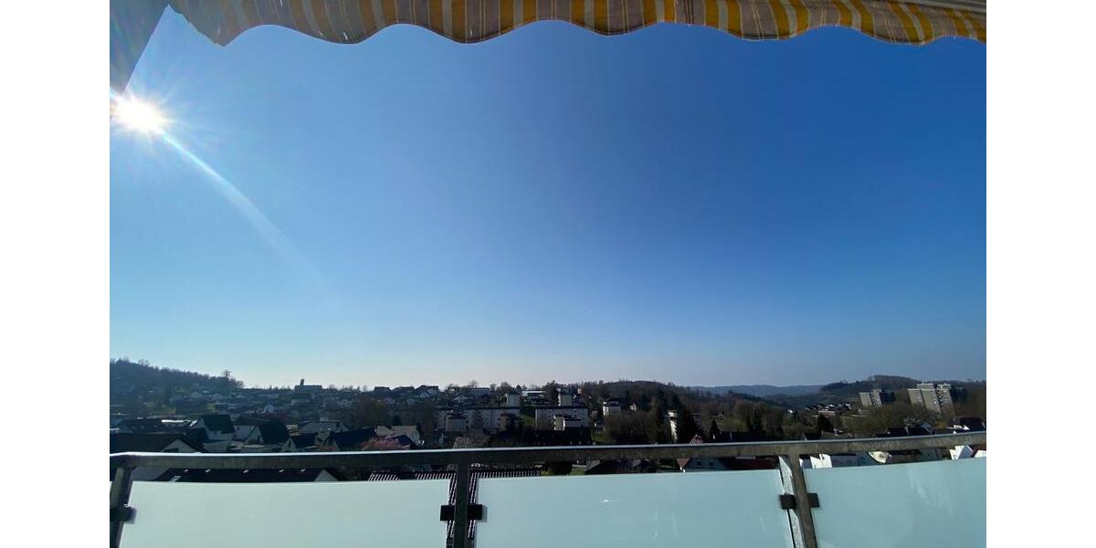 Dachgeschoßwohnung Bergneustadt - 3 Zimmer, 81 m&sup2;, 185.000&euro; | Angebot:25932738