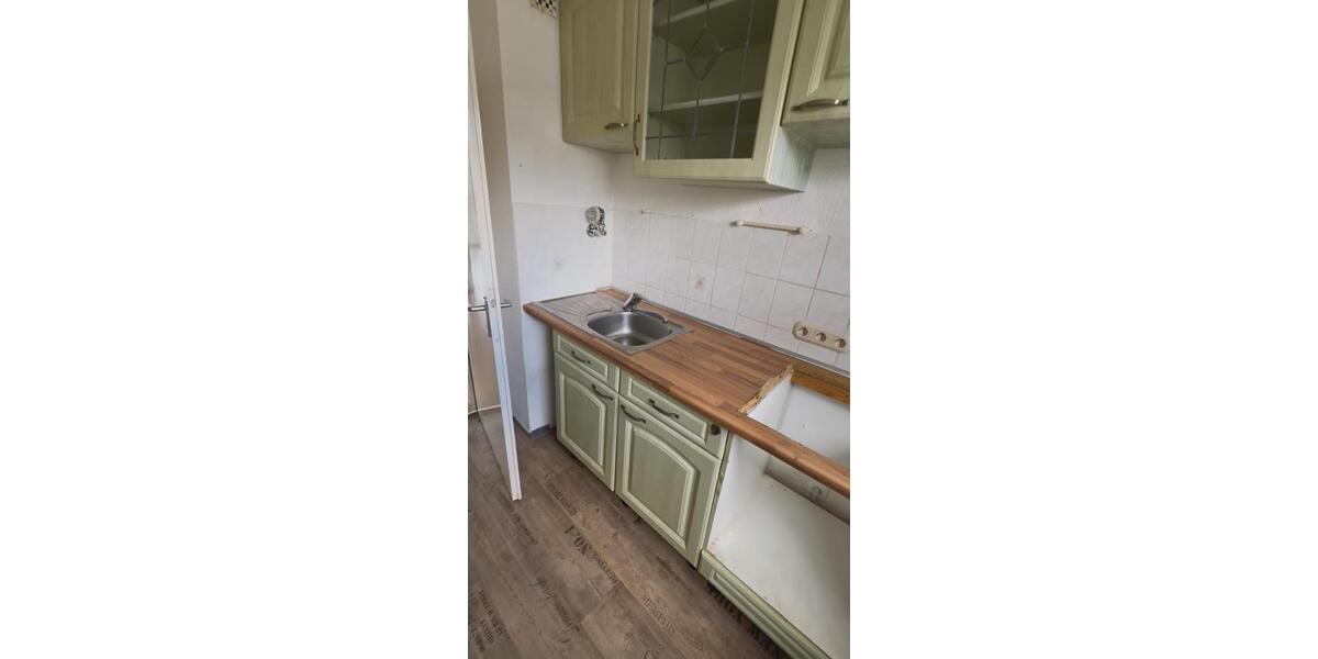 Etagenwohnung Bergneustadt - 2 Zimmer, 65 m&sup2;, 130.000&euro; | Angebot:27450777