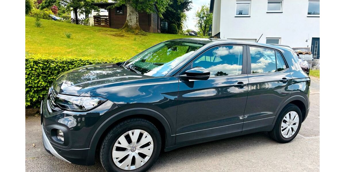 VW T-Cross 88.000 km 12.500 &euro; Wiehl 51674