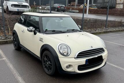 Mini ONE 148.000 km 4.500 &euro; Wenden 57482