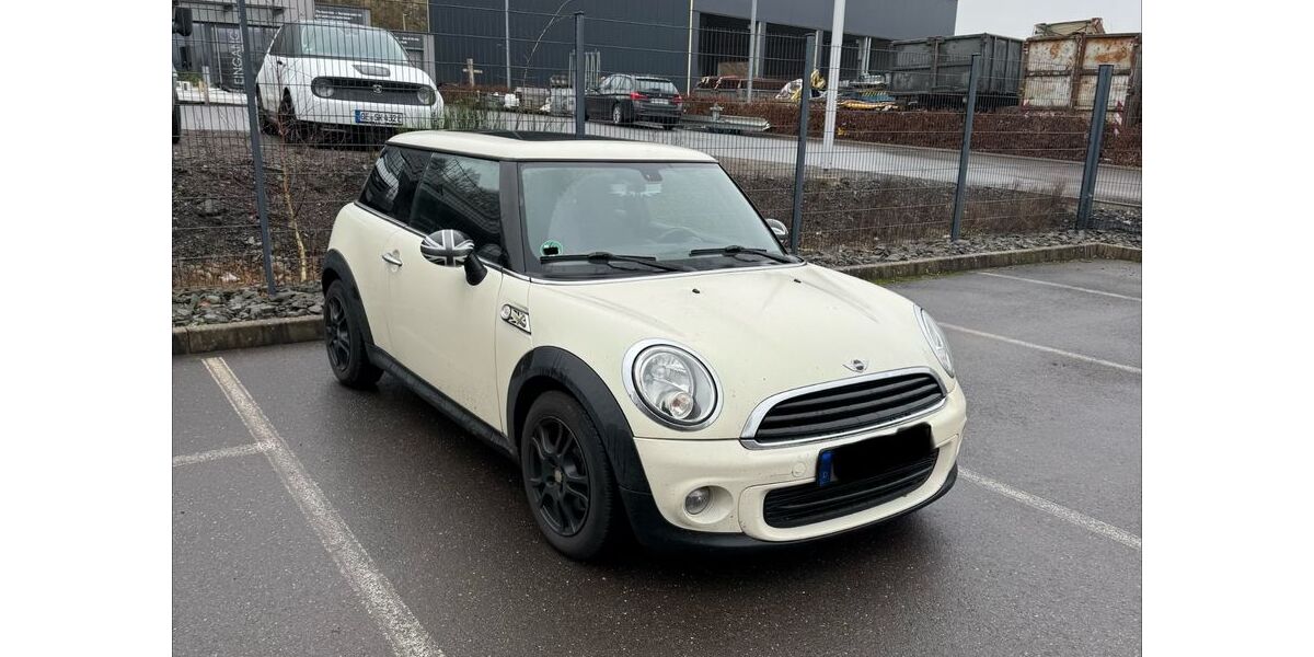 Mini ONE 148.000 km 4.500 &euro; Wenden 57482