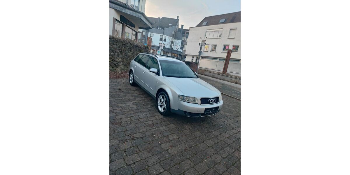 Audi A4 189.950 km 3.200 &euro; Attendorn 57439