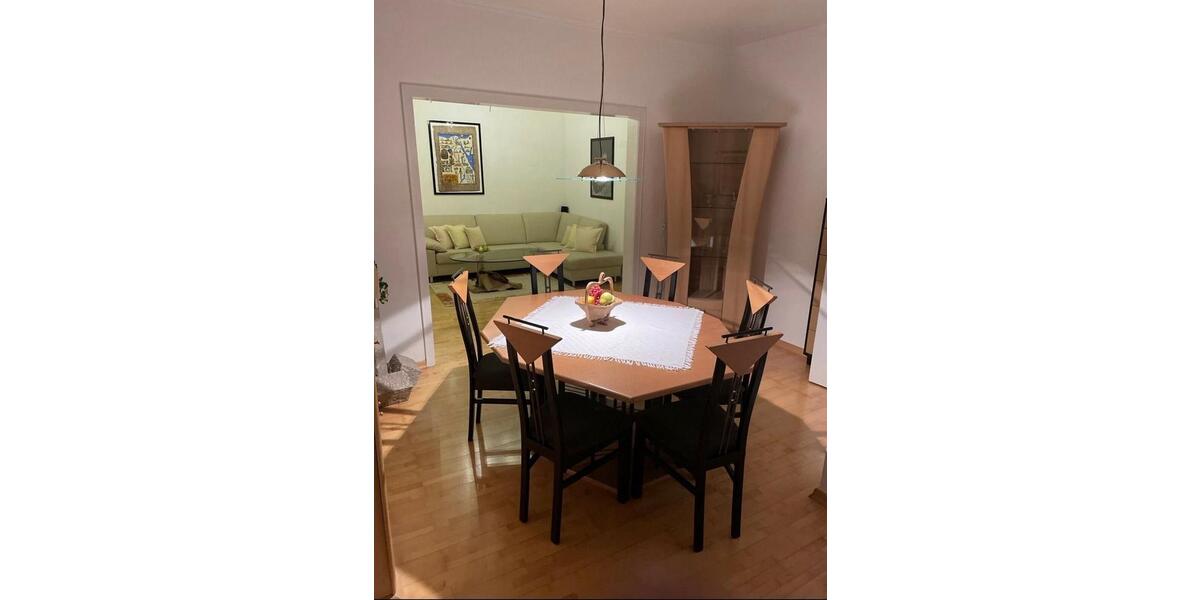 Etagenwohnung Ruppichteroth - 2 Zimmer, 70 m&sup2;, 1.200&euro; | Angebot:16485531