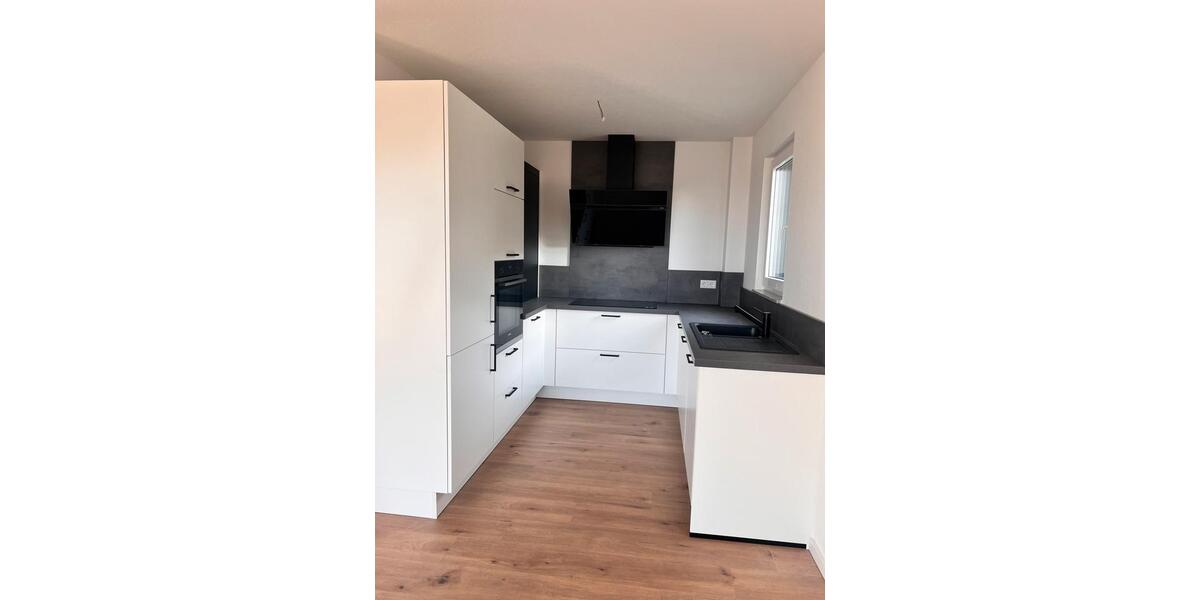 Etagenwohnung Radevormwald - 3 Zimmer, 87 m&sup2;, 1.405&euro; | Angebot:25963714