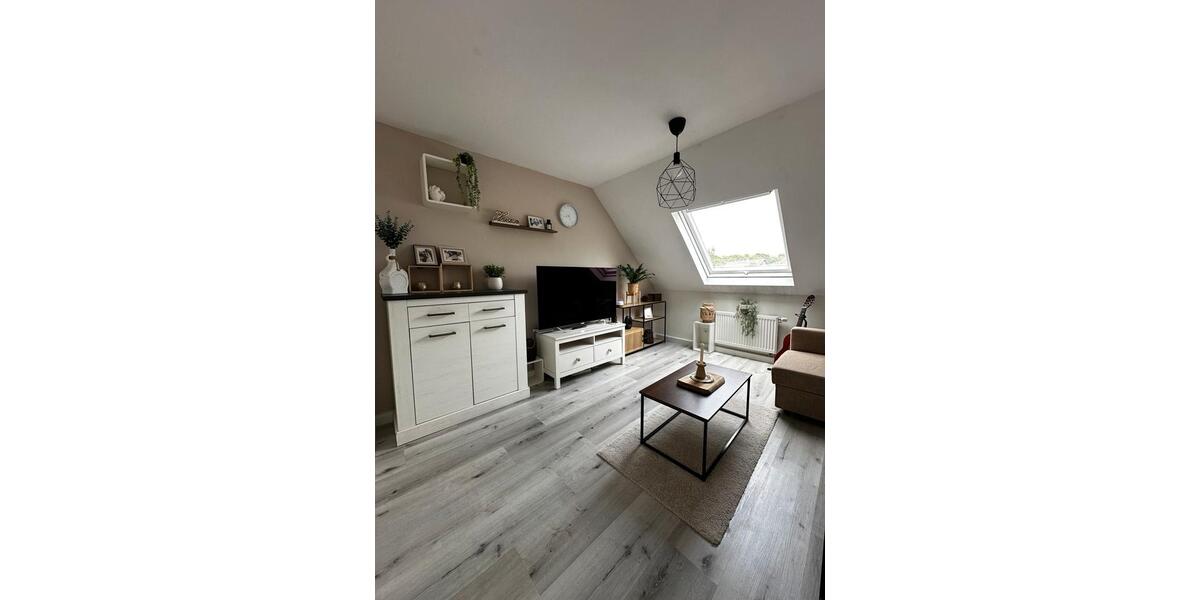 Dachgeschoßwohnung Windeck - 3 Zimmer, 60 m&sup2;, 550&euro; | Angebot:25961180