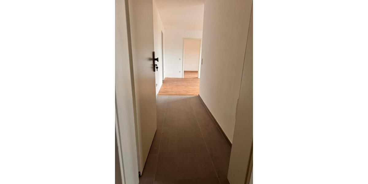 Etagenwohnung Gummersbach Berstig Süd - 2 Zimmer, 70 m&sup2;, 750&euro; | Angebot:27564633