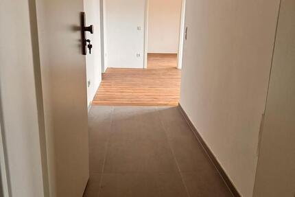 Wohnung Gummersbach Berstig Süd - 2 Zimmer, 70 m&sup2;, 750&euro; | Angebot:27564633