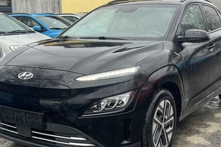 Hyundai KONA 28.014 km 18.500 &euro; Eitorf 53783
