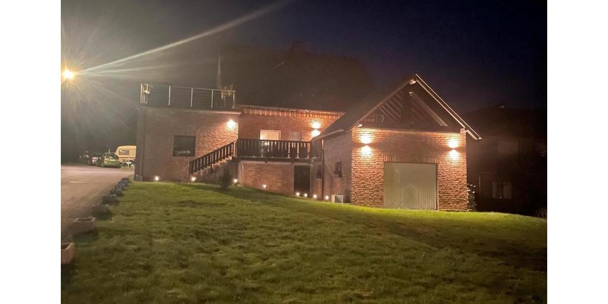 Einfamilienhaus Windeck - 5 Zimmer, 150 m&sup2;, 419.000&euro; | Angebot:25804104