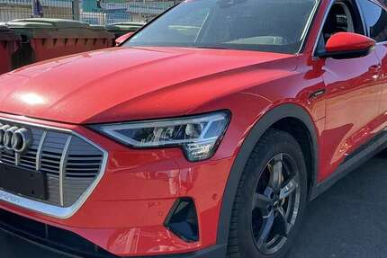Audi e-tron 52.228 km 26.000 &euro; Eitorf 53783