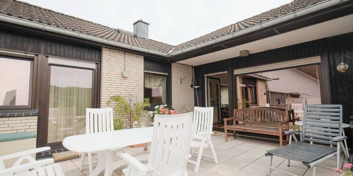 Einfamilienhaus Bergneustadt - Wiedenest Wiedenest - 7 Zimmer, 210 m&sup2;, 245.000&euro; | Angebot:26036624