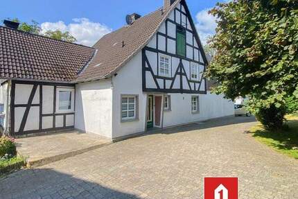Haus Morsbach / Steimelhagen Steimelhagen - 8 Zimmer, 132 m&sup2;, 329.000&euro; | Angebot:25776402