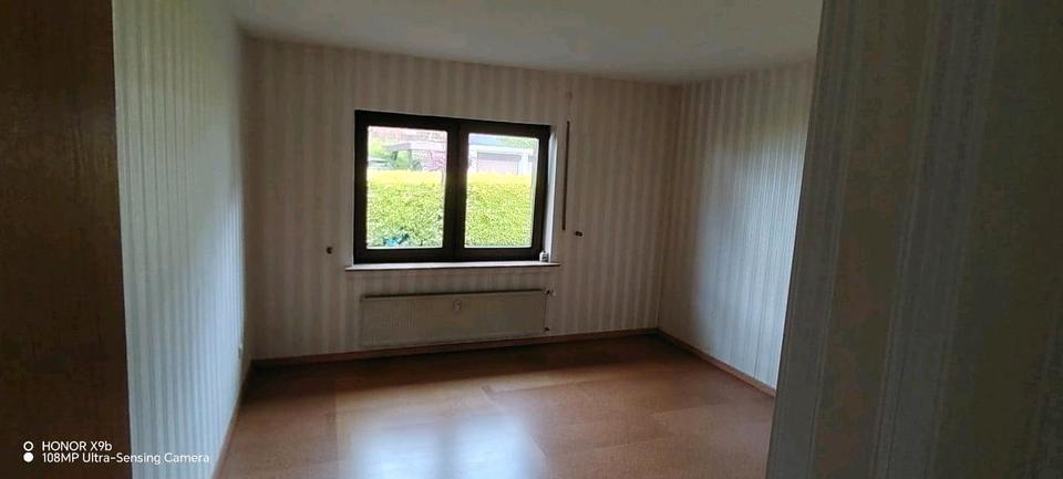 Erdgeschoßwohnung Bergneustadt - 4 Zimmer, 87 m&sup2;, 215.000&euro; | Angebot:26780614