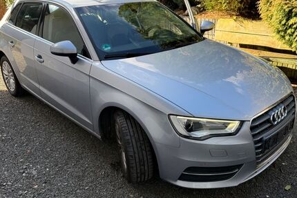 Audi A3 92.000 km 11.300 &euro; Attendorn 57439