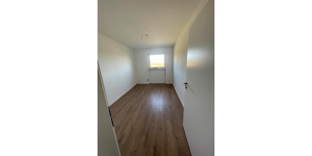 Etagenwohnung Olpe - 3.5 Zimmer, 75 m&sup2;, 750&euro; | Angebot:27597743