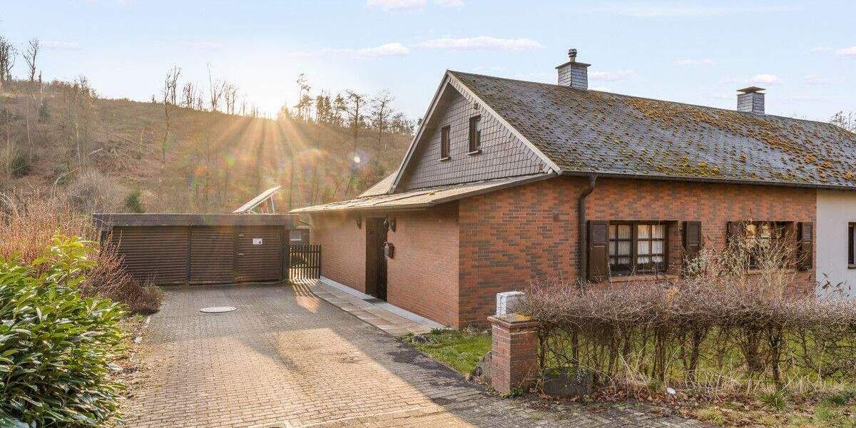 Doppelhaushälfte Kierspe Vollme - 4 Zimmer, 89 m&sup2;, 179.500&euro; | Angebot:25863784