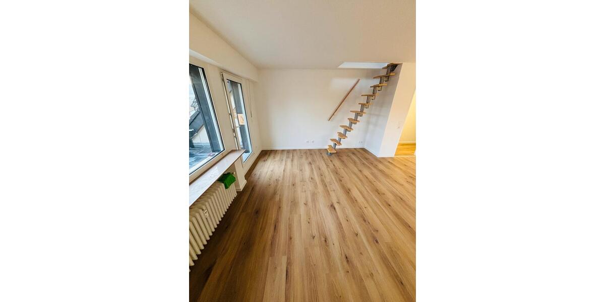 Dachgeschoßwohnung Plettenberg - 2 Zimmer, 67 m&sup2;, 650&euro; | Angebot:25895253