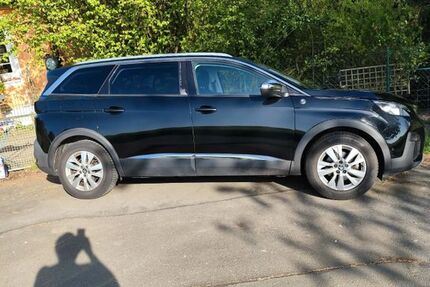 Peugeot 5008 94.000 km 19.000 &euro; Windeck 51570
