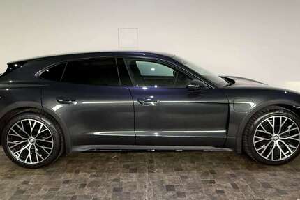 Porsche Taycan 128.000 km 51.890 &euro; Nümbrecht-Niederbröl 51588