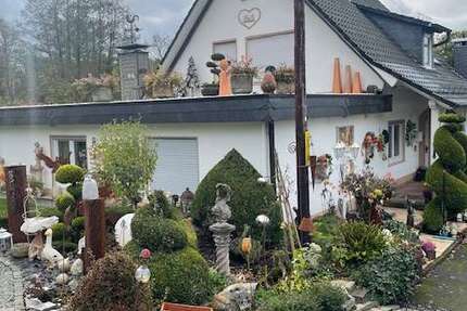 Haus Wiehl - 8 Zimmer, 163 m&sup2;, 348.000&euro; | Angebot:23433445