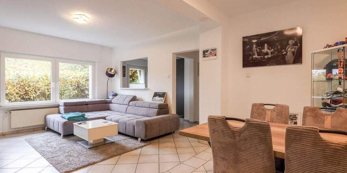 Mehrfamilienhaus, Wohnhaus Lüdenscheid Stüttinghausen - 9 Zimmer, 349 m&sup2;, 399.000&euro; | Angebot:26117799