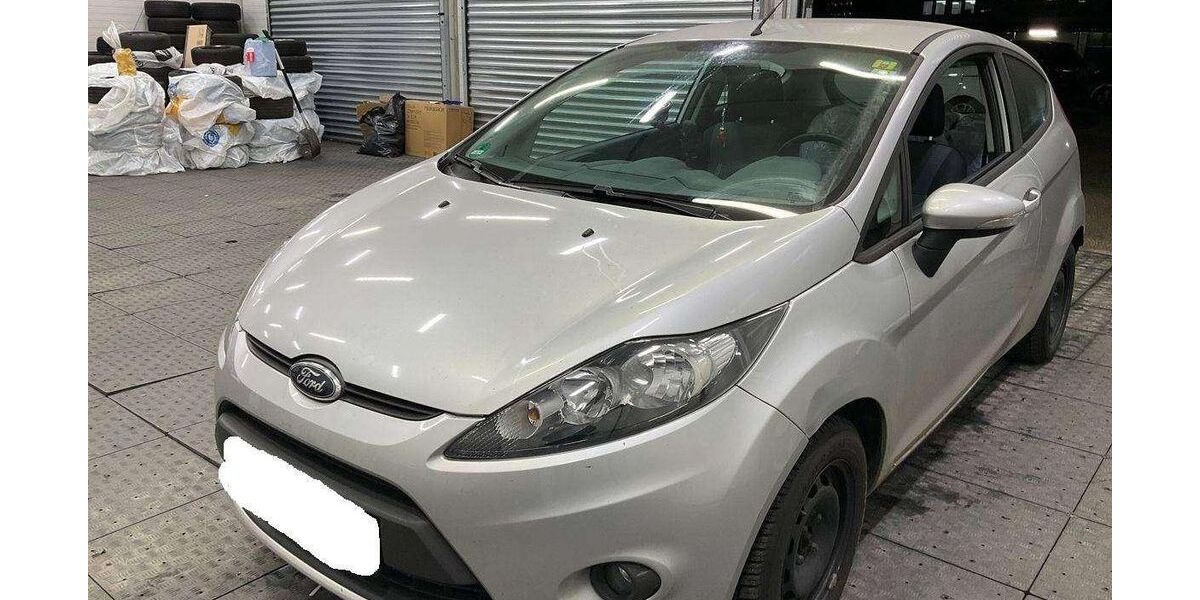 Ford Fiesta 71.700 km 4.948 &euro; olpe 57462